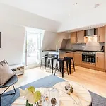 The Oxford Street Apartments